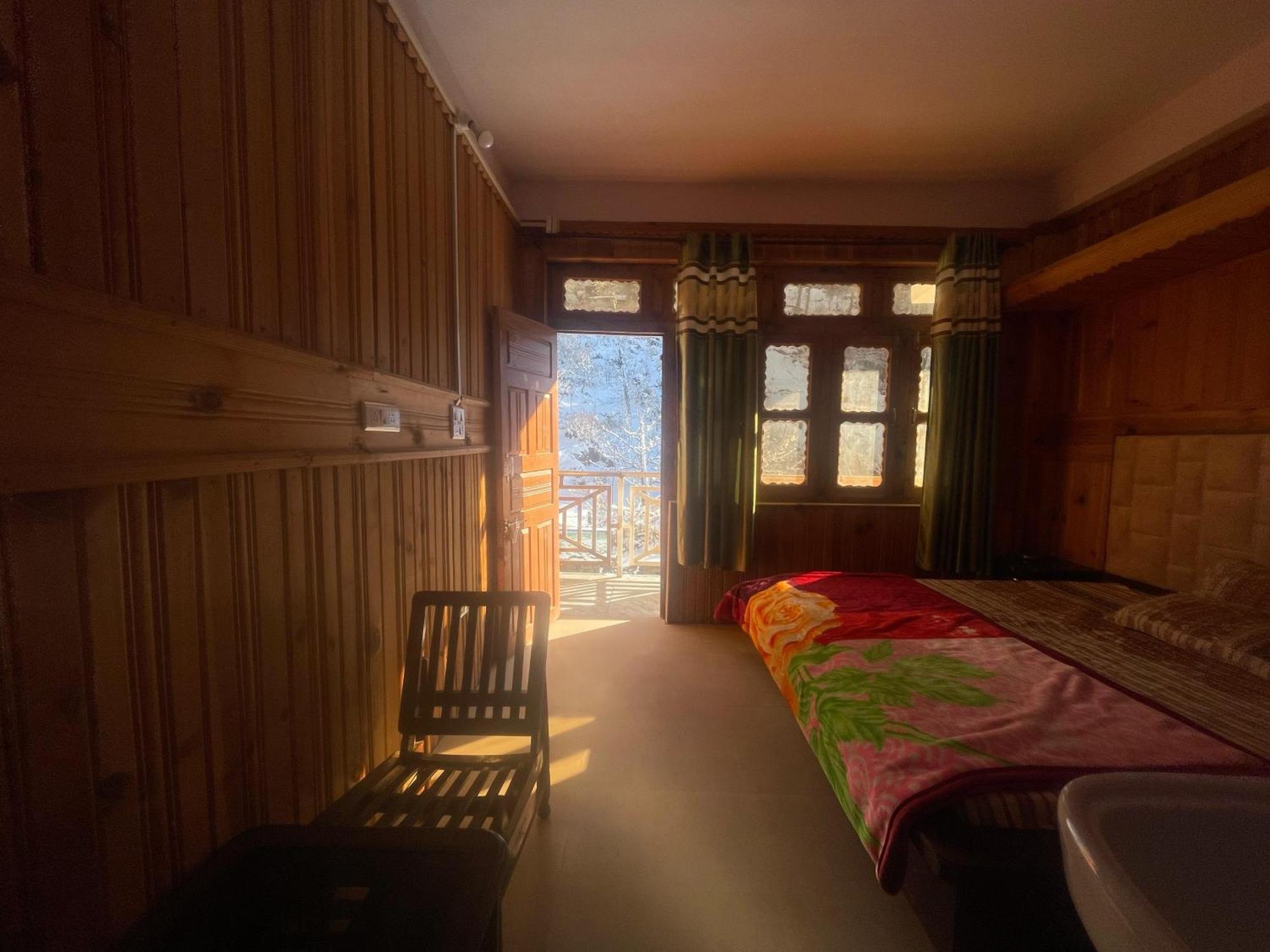 Hotel Sss The Chanshal Retreat Khashdhār Extérieur photo
