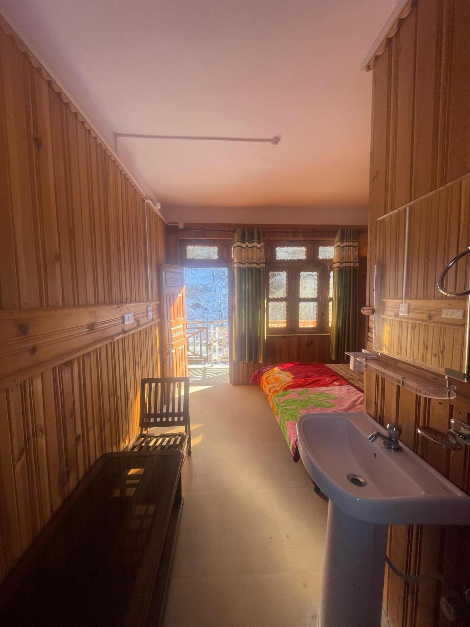 Hotel Sss The Chanshal Retreat Khashdhār Extérieur photo